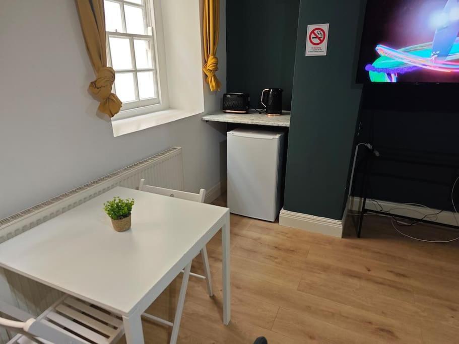 New Studio Flat In Old Street - Zone 1 Apartment London Exterior photo
