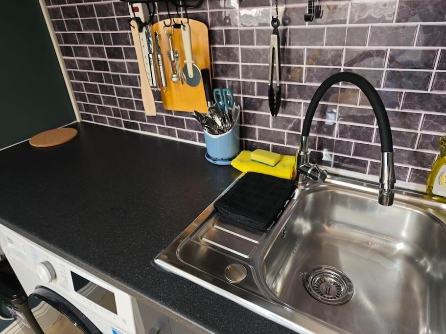 New Studio Flat In Old Street - Zone 1 Apartment London Exterior photo
